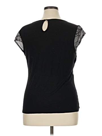The Limited Sleeveless T-Shirt (view 2)