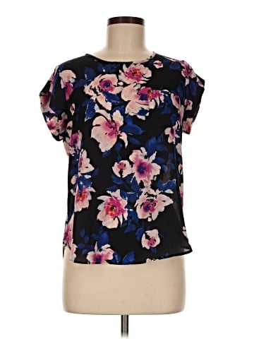 Lily White Short Sleeve Blouse (view 1)