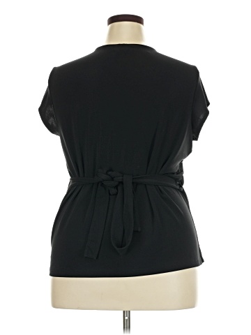 Avenue Short Sleeve Top (view 2)