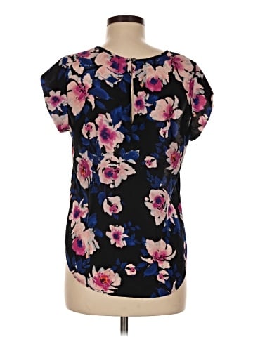 Lily White Short Sleeve Blouse (view 2)
