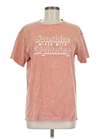 Maurices Short Sleeve T-Shirt (view 1)