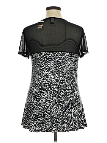 Torrid Short Sleeve Top (view 2)