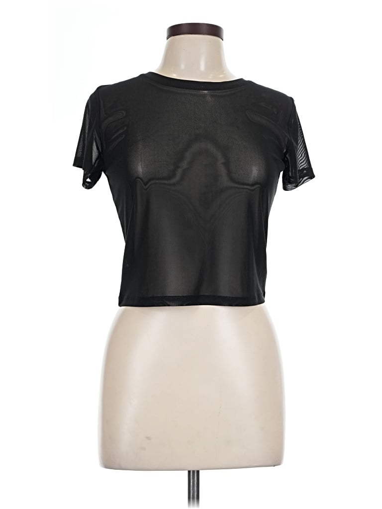 Pre-owned Forever 21 Active T-shirt In Black