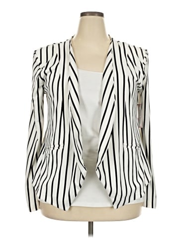 Bisou Bisou Blazer (view 1)