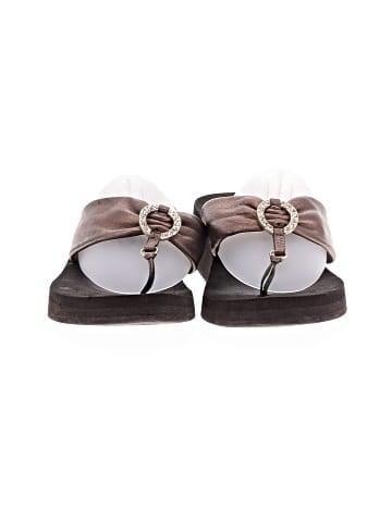 Yellow Box Wedges (view 2)