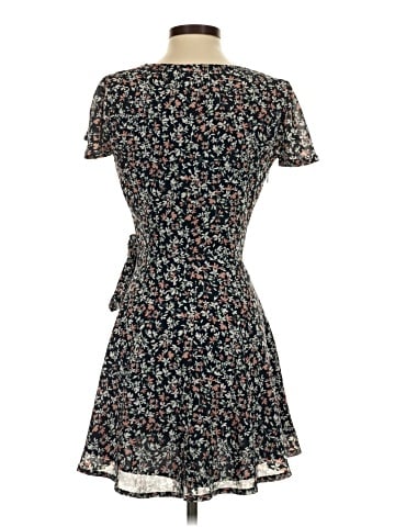 Abercrombie & Fitch Casual Dress (view 2)