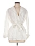 Vince. Ivory Long Sleeve Blouse Size M - photo 1