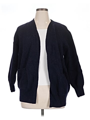 Lularoe Cardigan (view 1)