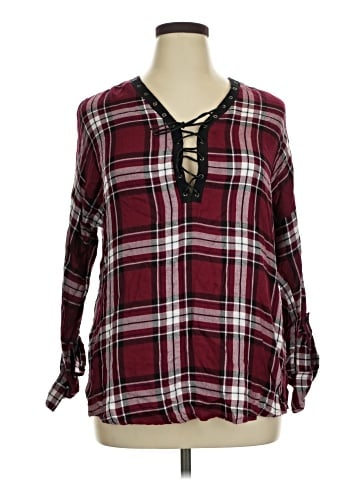 Charlotte Russe Long Sleeve Henley (view 1)