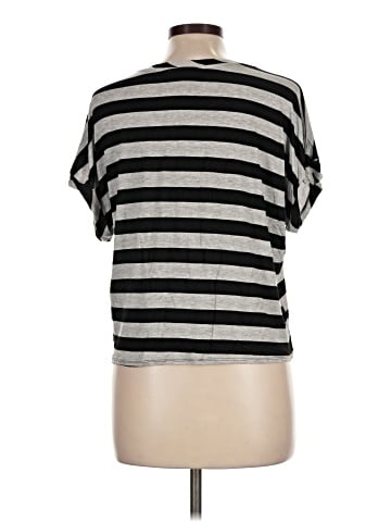 Lily Star Short Sleeve T-Shirt (view 2)