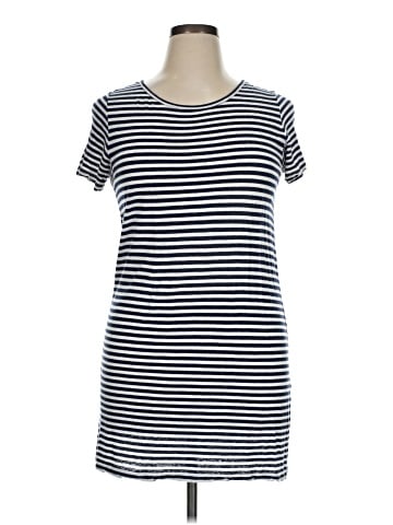 Forever 21 Short Sleeve T-Shirt (view 1)