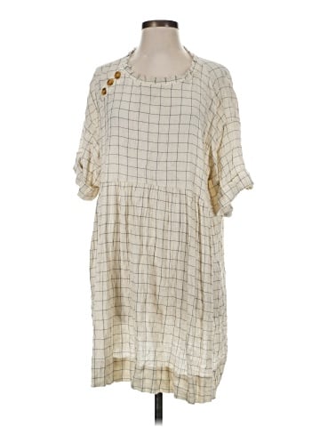 Urban Outfitters Casual Dress (view 1)