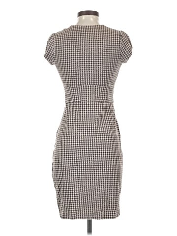Banana Republic Factory Store Casual Dress (view 2)