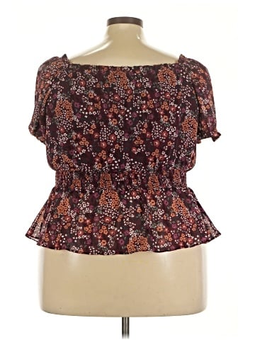 Sonoma Goods for Life Short Sleeve Blouse (view 2)