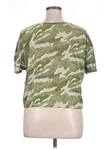 Old Navy Short Sleeve T-Shirt (view 2)