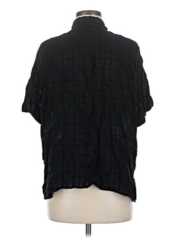 Max Studio Short Sleeve Button-Down Shirt (view 2)