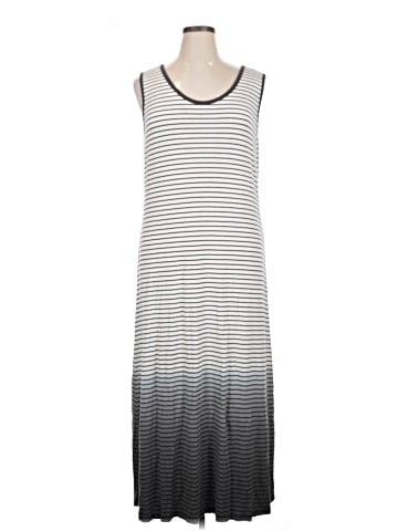 Lisa Rinna Casual Dress (view 1)