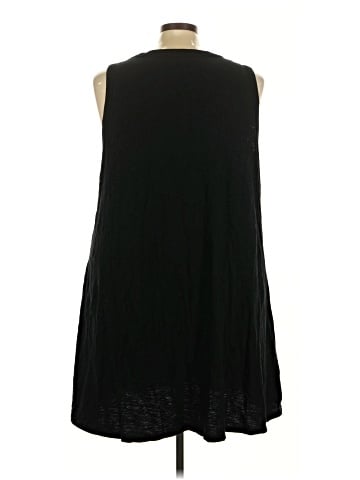 Universal Thread Sleeveless T-Shirt (view 2)