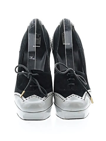 Gucci Heels (view 2)