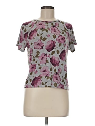 American Eagle Outfitters Short Sleeve T-Shirt (view 1)