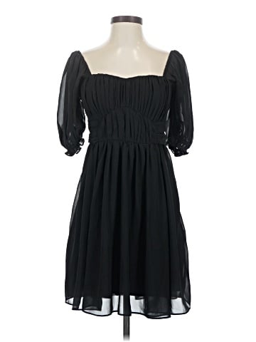 Abercrombie & Fitch Cocktail Dress (view 1)
