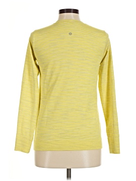 Lululemon Athletica 3/4 Sleeve T-Shirt (view 2)