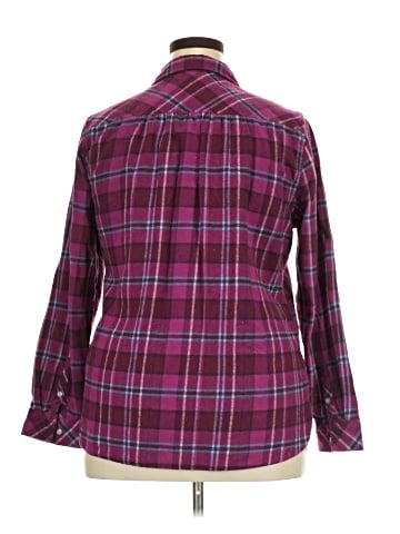 Croft & Barrow Long Sleeve Button-Down Shirt (view 2)