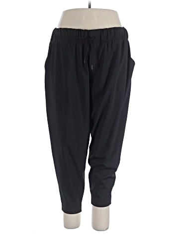 LIVI Casual Pants (view 1)