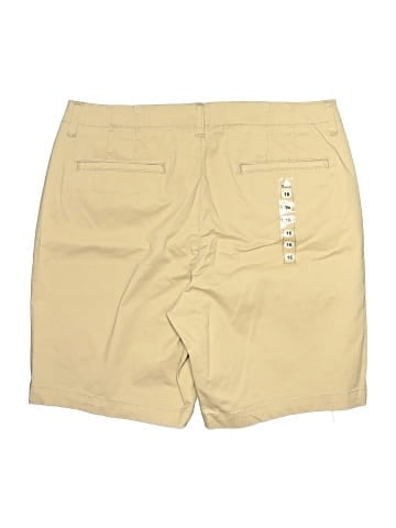 Lee Khaki Shorts (view 2)