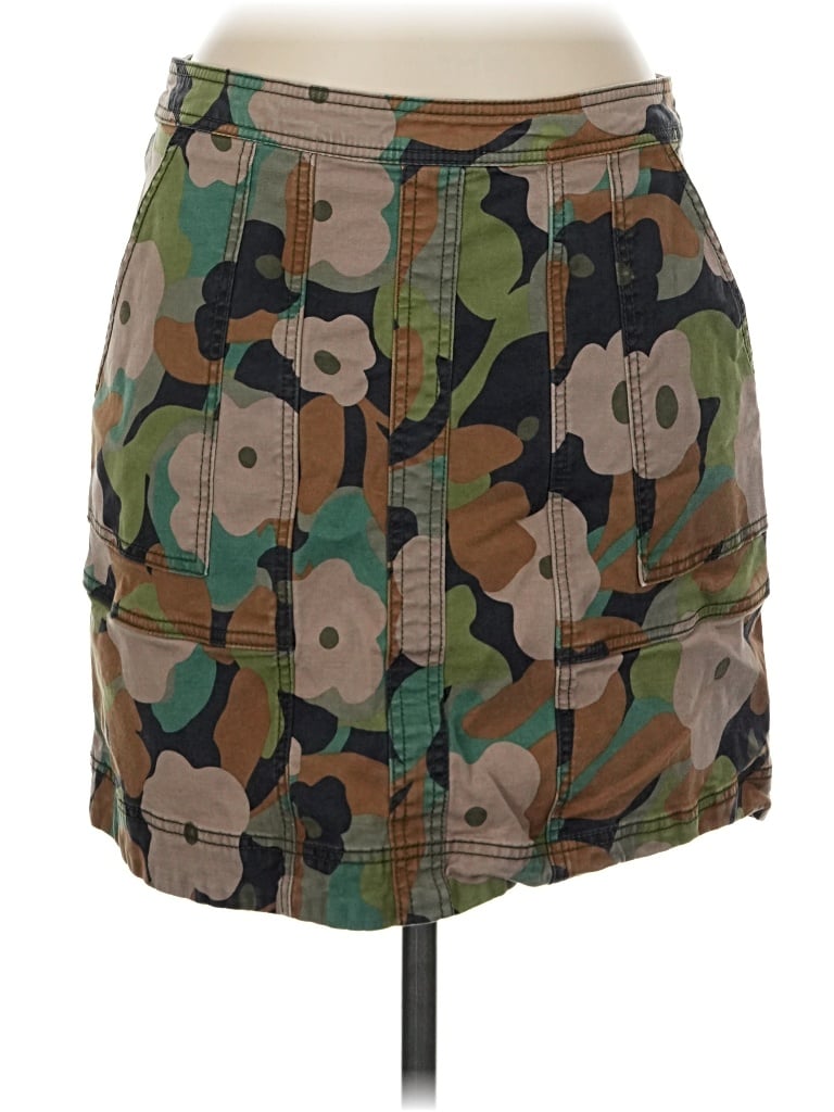 Pre-owned Cabi Casual Skirt In Green