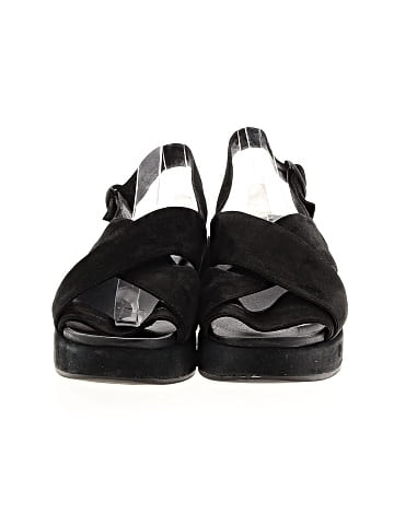 Camper Wedges (view 2)