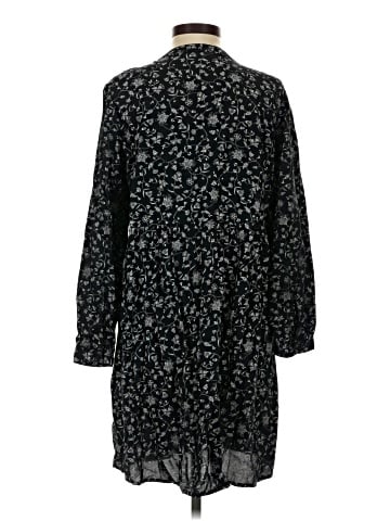 Old Navy Casual Dress (view 2)