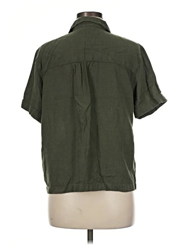 Time and Tru Short Sleeve Button-Down Shirt (view 2)
