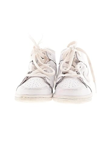 Air Jordan Sneakers (view 2)