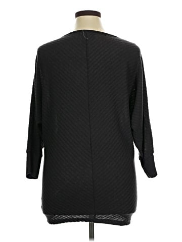 Velvet 3/4 Sleeve Top (view 2)