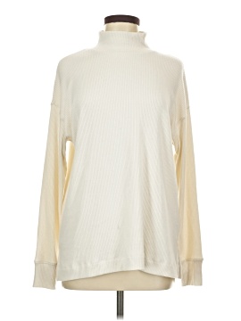 American Eagle Outfitters Long Sleeve Turtleneck (view 1)