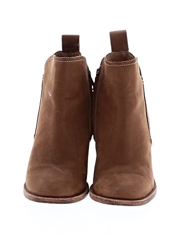 Ugg Ankle Boots (view 2)