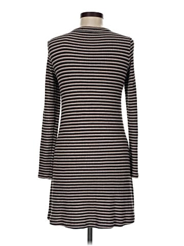 American Eagle Outfitters Casual Dress (view 2)