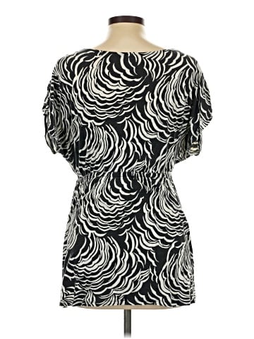 Old Navy - Maternity Short Sleeve T-Shirt (view 2)