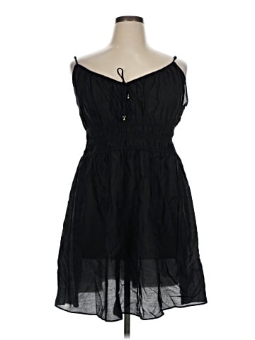 H&M Cocktail Dress (view 1)