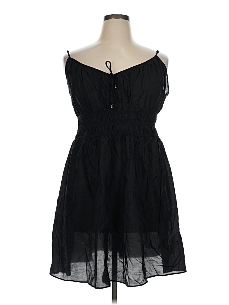 Pre-owned H&m Cocktail Dress In Black