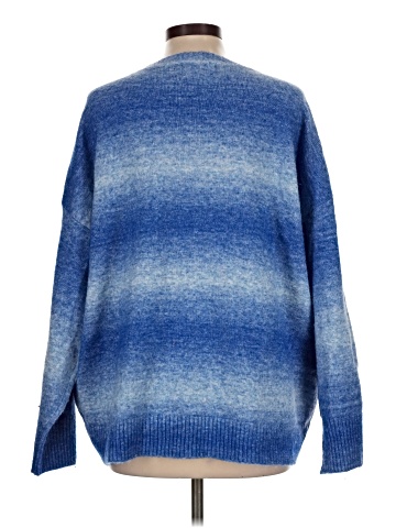 Old Navy Pullover Sweater (view 2)