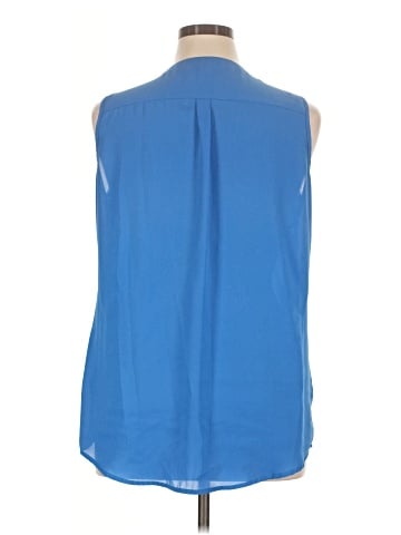 Zac & Rachel Sleeveless T-Shirt (view 2)