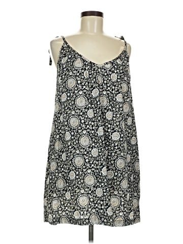 Old Navy Casual Dress (view 1)