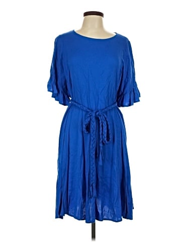 Crown & Ivy Casual Dress (view 1)