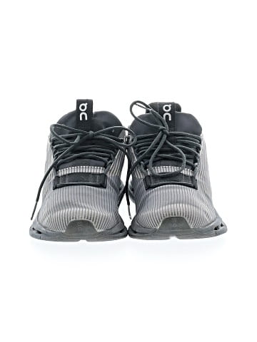On Cloud Sneakers (view 2)
