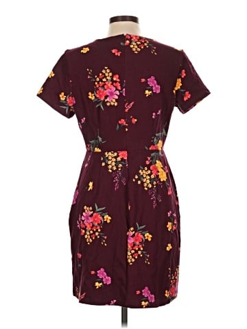 Old Navy Casual Dress (view 2)
