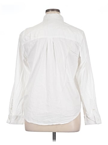 Universal Thread Long Sleeve Button-Down Shirt (view 2)
