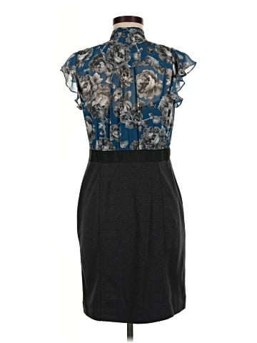 Ann Taylor LOFT Outlet Cocktail Dress (view 2)