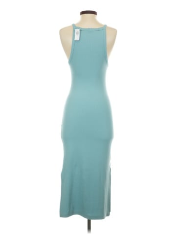 Old Navy Casual Dress (view 2)